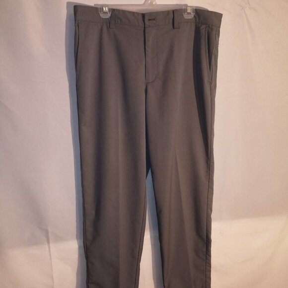 Izod XEG Men's Size 36/30 Straight Leg Grey Golf / Dress Pants - Picture 1 of 6